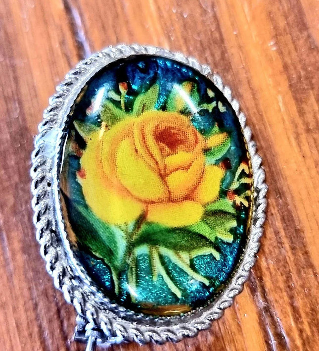 Vintage 80s Floral Brooch - Yatva