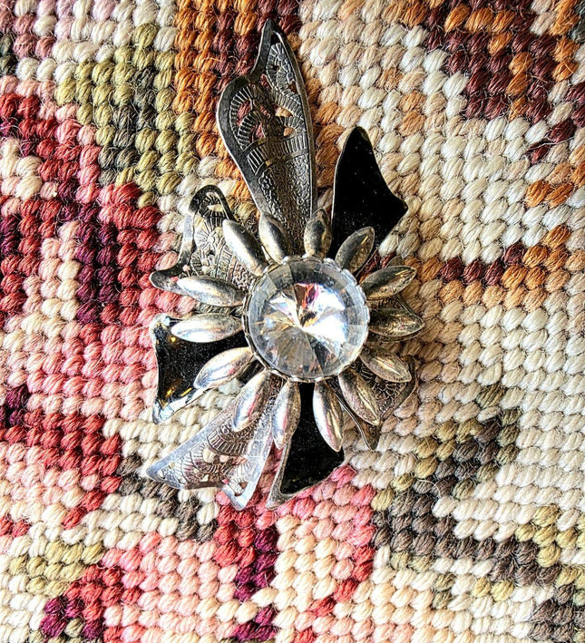 Vintage 80's Floral Brooch - Yatva