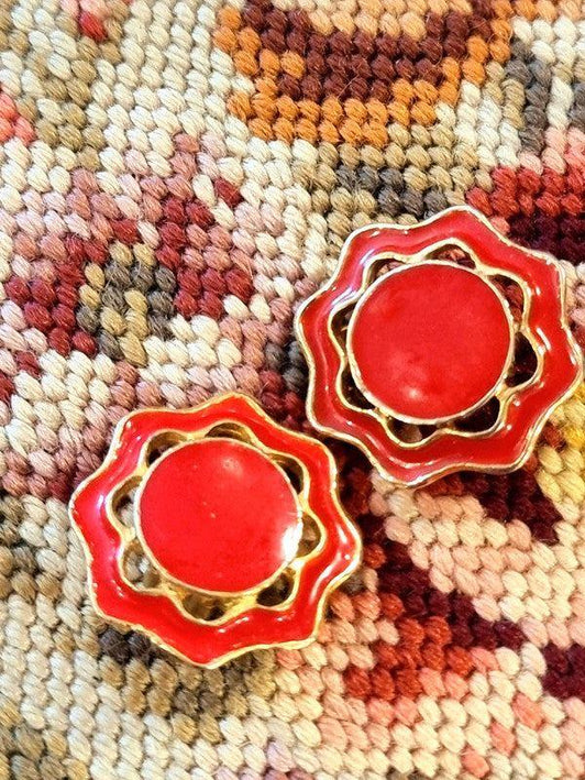 Vintage 80's Floral Clip - On Earrings - Yatva