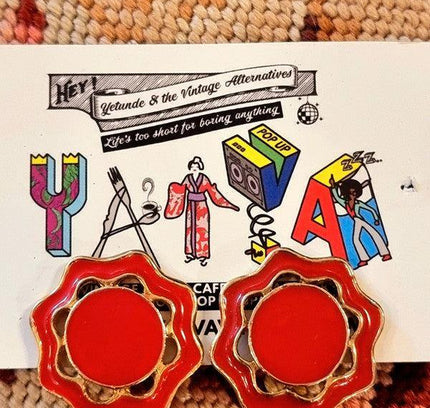 Vintage 80's Floral Clip - On Earrings - Yatva