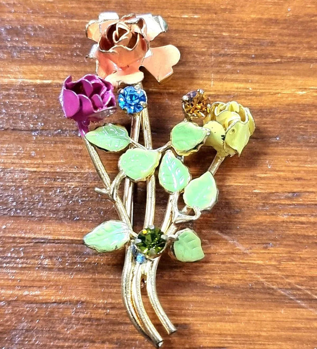 Vintage 80s Flower Brooch - Yatva