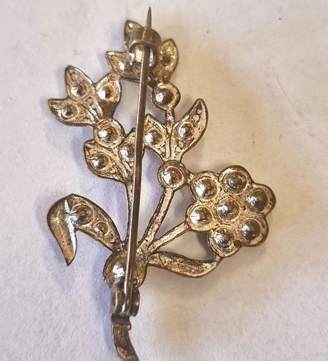 Vintage 80s Flower Cut out Brooch - Yatva