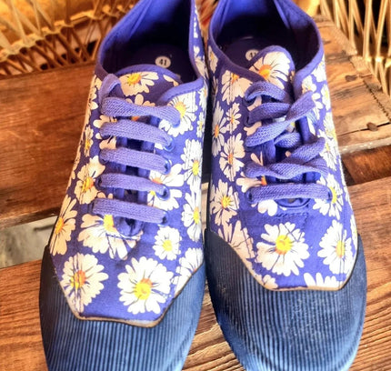 Vintage 80s Flower Trainers - Yatva