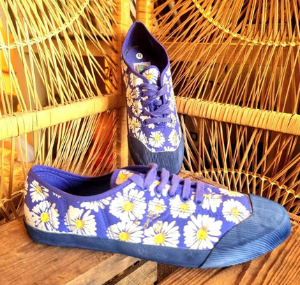Vintage 80s Flower Trainers - Yatva