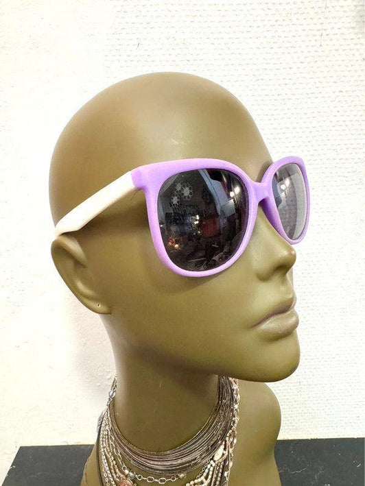 Vintage 80's Gloria Vanderbilt Sunglasses - Yatva