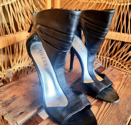 Vintage 80s Guess Heels - Yatva