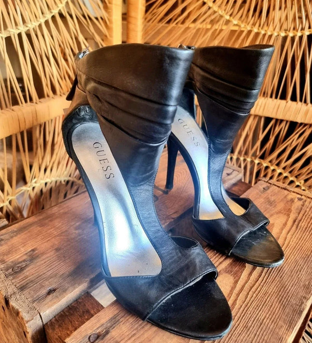 Vintage 80s Guess Heels - Yatva