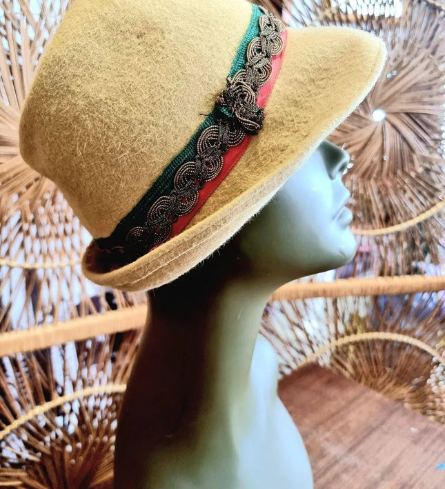 Vintage 80's Hat - Yatva