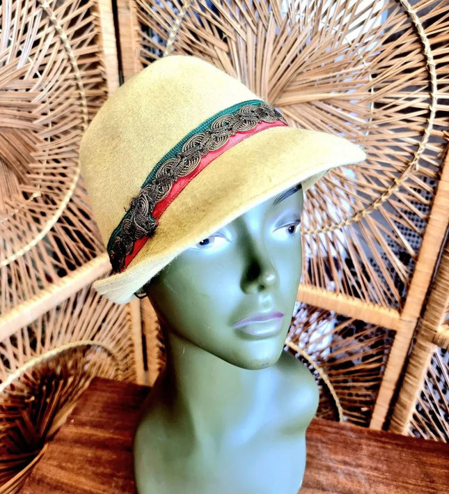 Vintage 80's Hat - Yatva