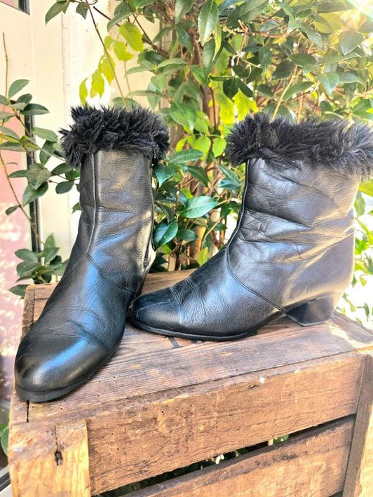 Vintage 80's Heeled Boots - Yatva