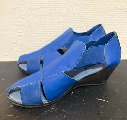 Vintage 80s Huran Wedge Shoes - Yatva