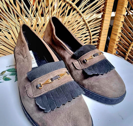 Vintage 80s Hush Puppies Moccasin Shoes - Yatva