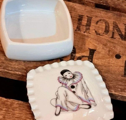 Vintage 80's Jewelry Box - Yatva