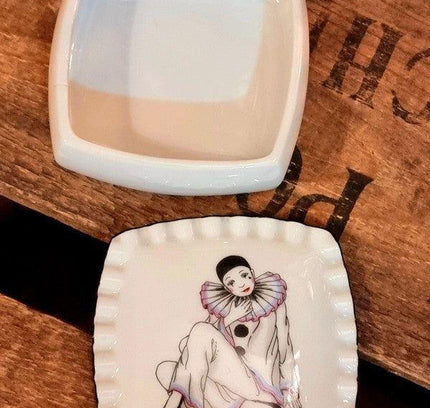Vintage 80's Jewelry Box - Yatva
