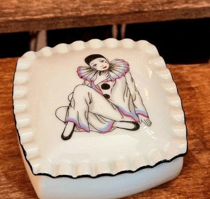 Vintage 80's Jewelry Box - Yatva