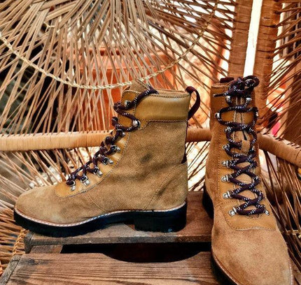 Vintage 80's Lace Up Boots - Yatva