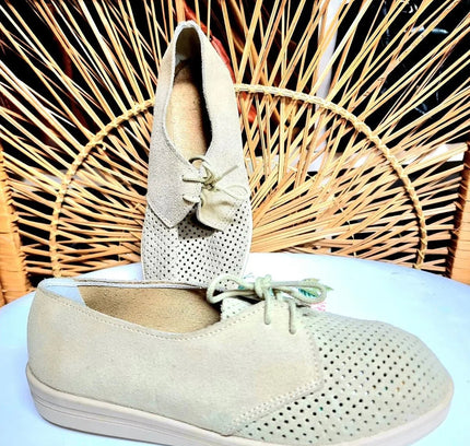 Vintage 80's Lace up Shoes - Yatva
