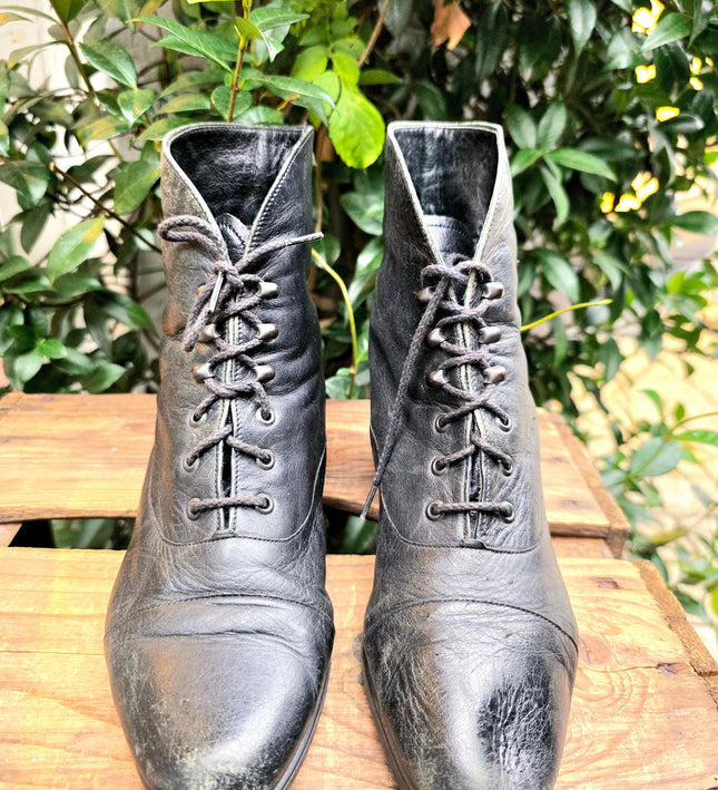 Vintage 80's Leather Ankle Boots - Yatva