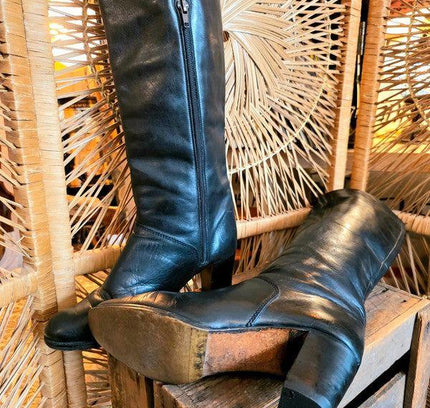 Vintage 80's Leather Boots - Yatva