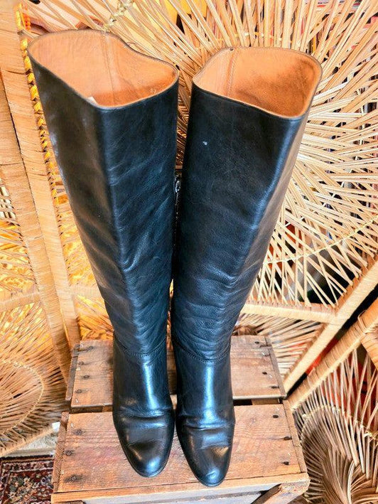 Vintage 80's Leather Boots - Yatva