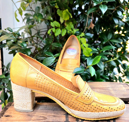 Vintage 80's Leather Moccasin Heels - Yatva
