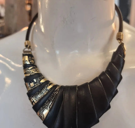 Vintage 80´s Leather Necklace - Yatva
