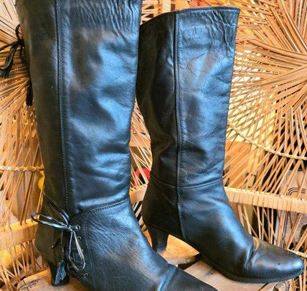 Vintage 80s Leather Pull up Boots - Yatva
