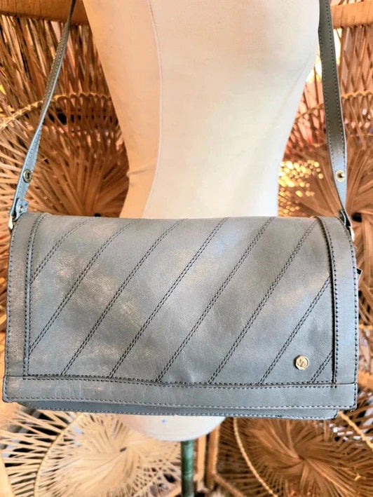 Vintage 80's Leather Shoulder Bag - Yatva