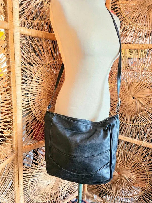 Vintage 80's Leather Shoulder Bag - Yatva