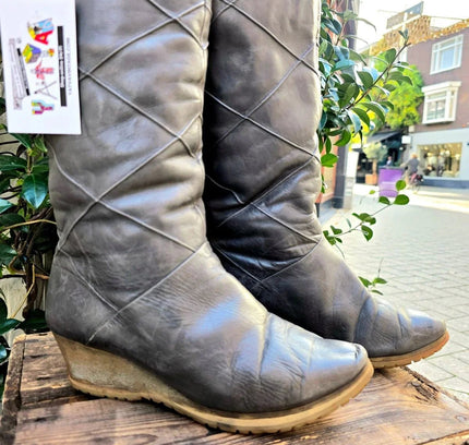 Vintage 80's Leather Wedge Boots - Yatva