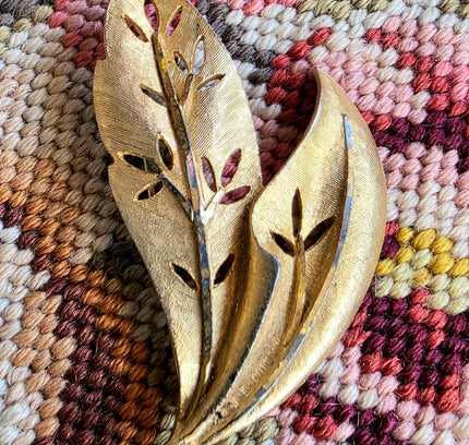 Vintage 80's Leaves Brooch - Yatva