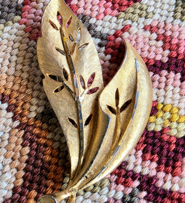 Vintage 80's Leaves Brooch - Yatva