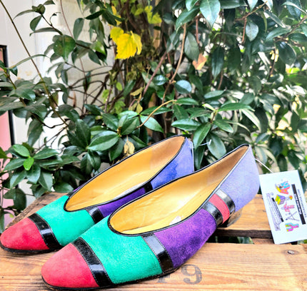 Vintage 80's Linea Wally's Slip on Shoes - Yatva