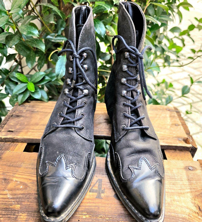Vintage 80's Loredo Western Ankle boots - Yatva