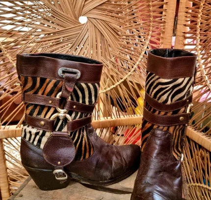 Vintage 80's LS Leather Leopard Boots - Yatva