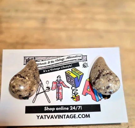 Vintage 80's Lucite Clip - On Earrings - Yatva