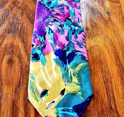 Vintage 80's Michaelis Tie - Yatva
