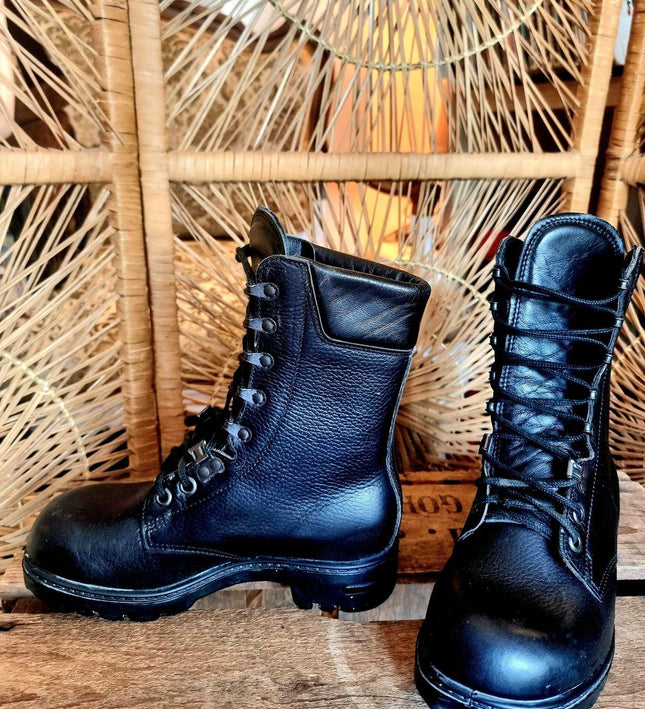 Vintage 80s Military Shoes - Yatva