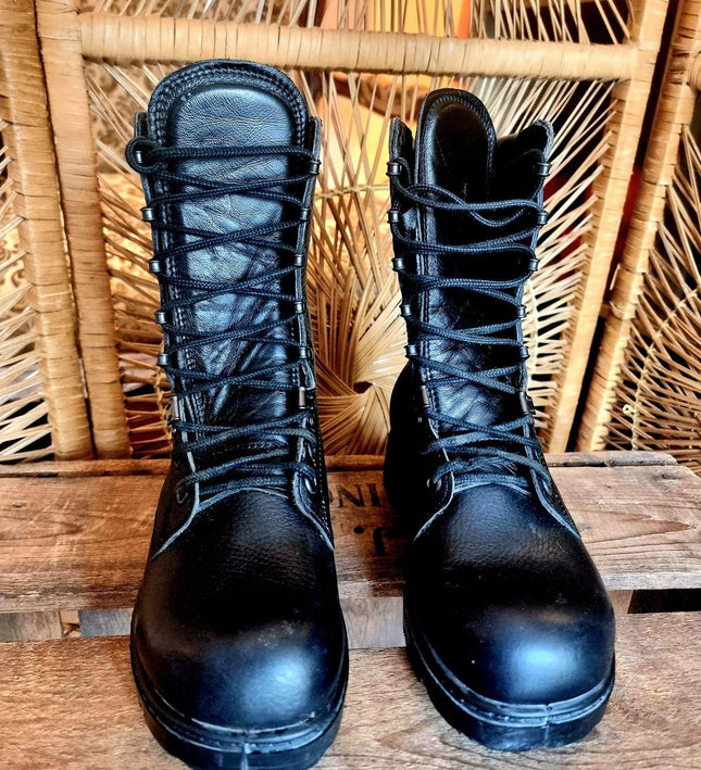 Vintage 80s Military Shoes - Yatva