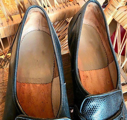 Vintage 80s Moccasin Slip on Shoes - Yatva