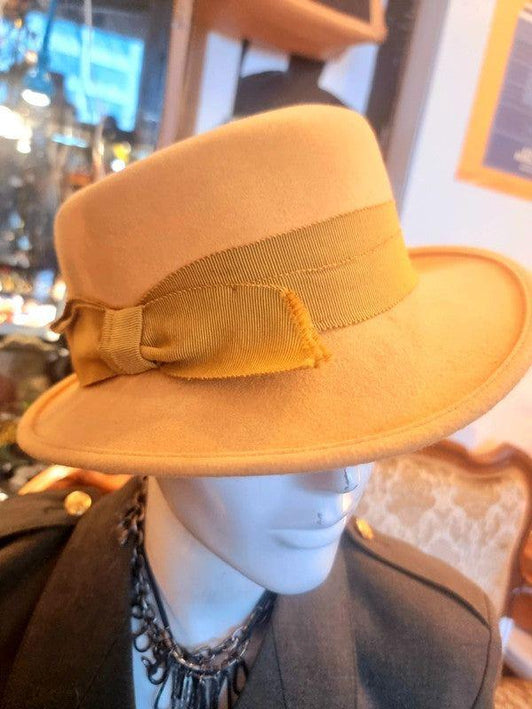 Vintage 80's Modes Nita Hat - Yatva