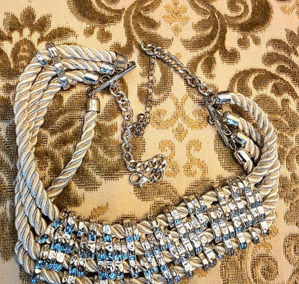 Vintage 80's Necklace - Yatva