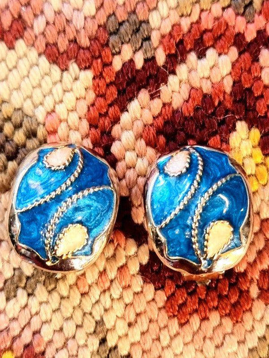 Vintage 80's Oval Clip - On Earrings - Yatva