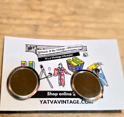Vintage 80's Oval Clip - On Earrings - Yatva
