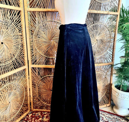 Vintage 80s Paul Jones Fashion Maxi Skirt - Yatva