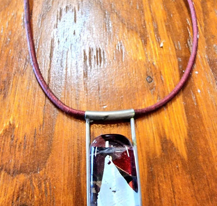 Vintage 80s Pendant Necklace - Yatva