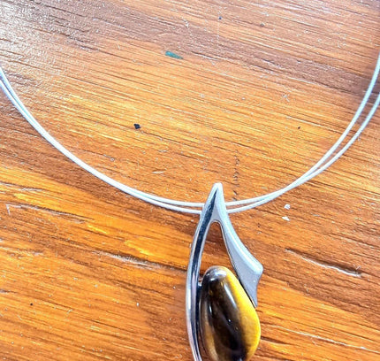 Vintage 80's Pendant Necklace - Yatva