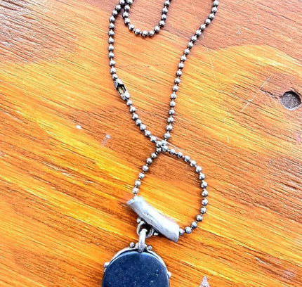 Vintage 80's Pendant Necklace - Yatva