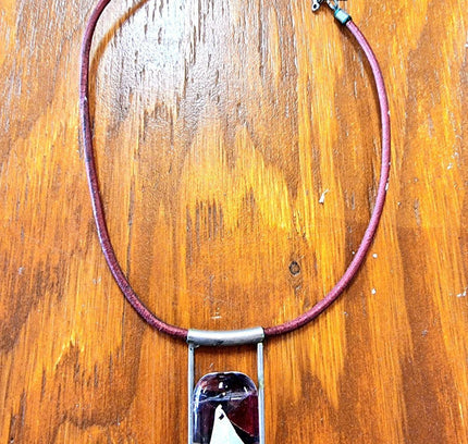 Vintage 80s Pendant Necklace - Yatva