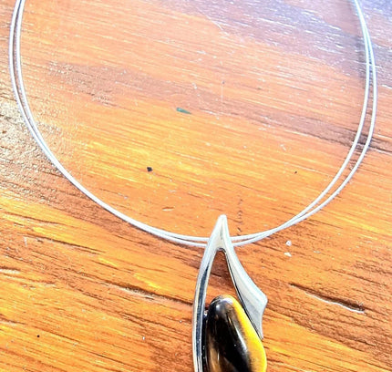 Vintage 80's Pendant Necklace - Yatva